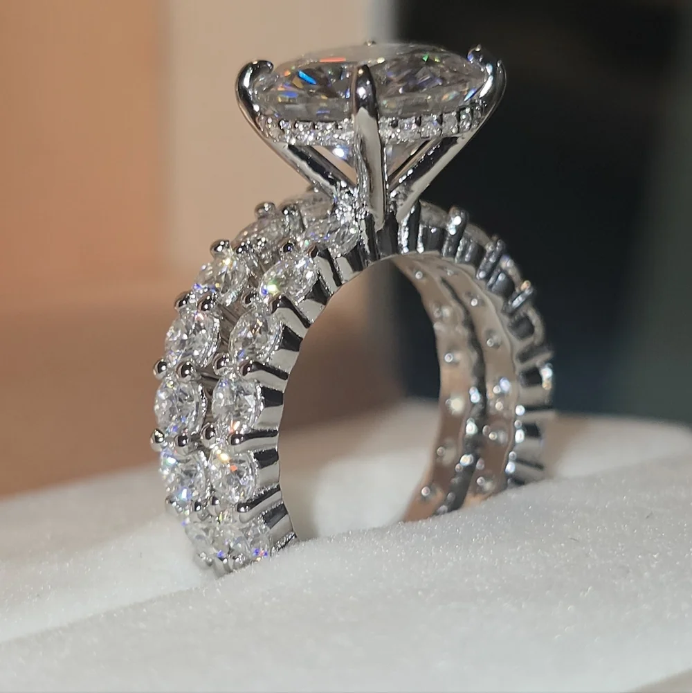 💎 9CTW 🔥 FIRE Moissanite Ring Set. Round-Cut. Platinum Plated S925